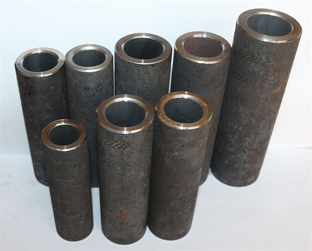 雁江<font style='color:red'>冷挤压套筒</font>设备